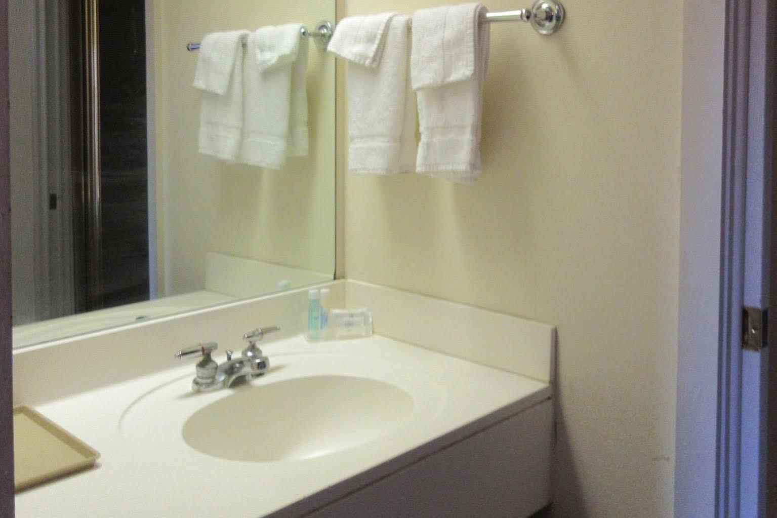 Quality Inn Lavonia Экстерьер фото
