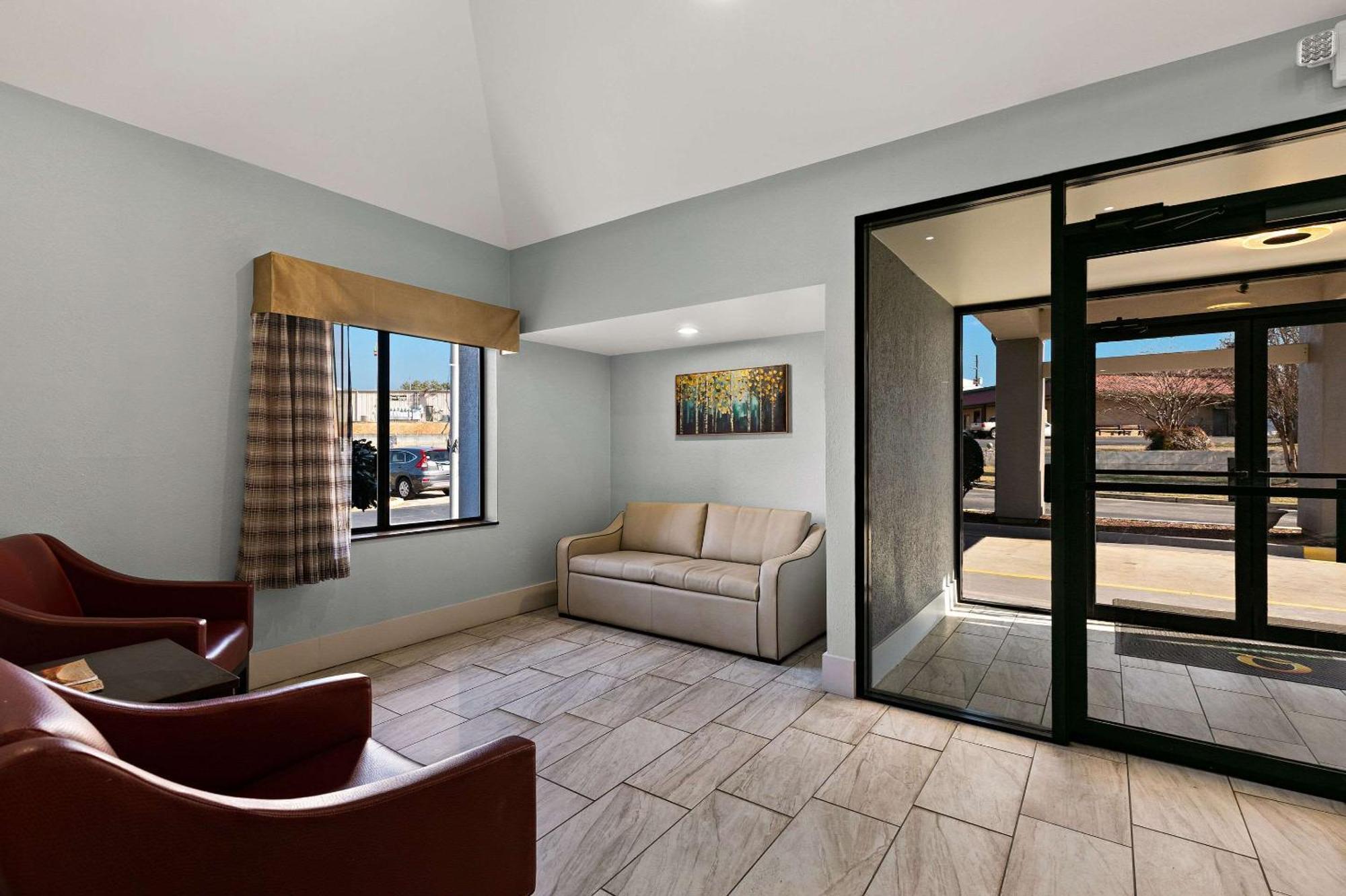 Quality Inn Lavonia Экстерьер фото